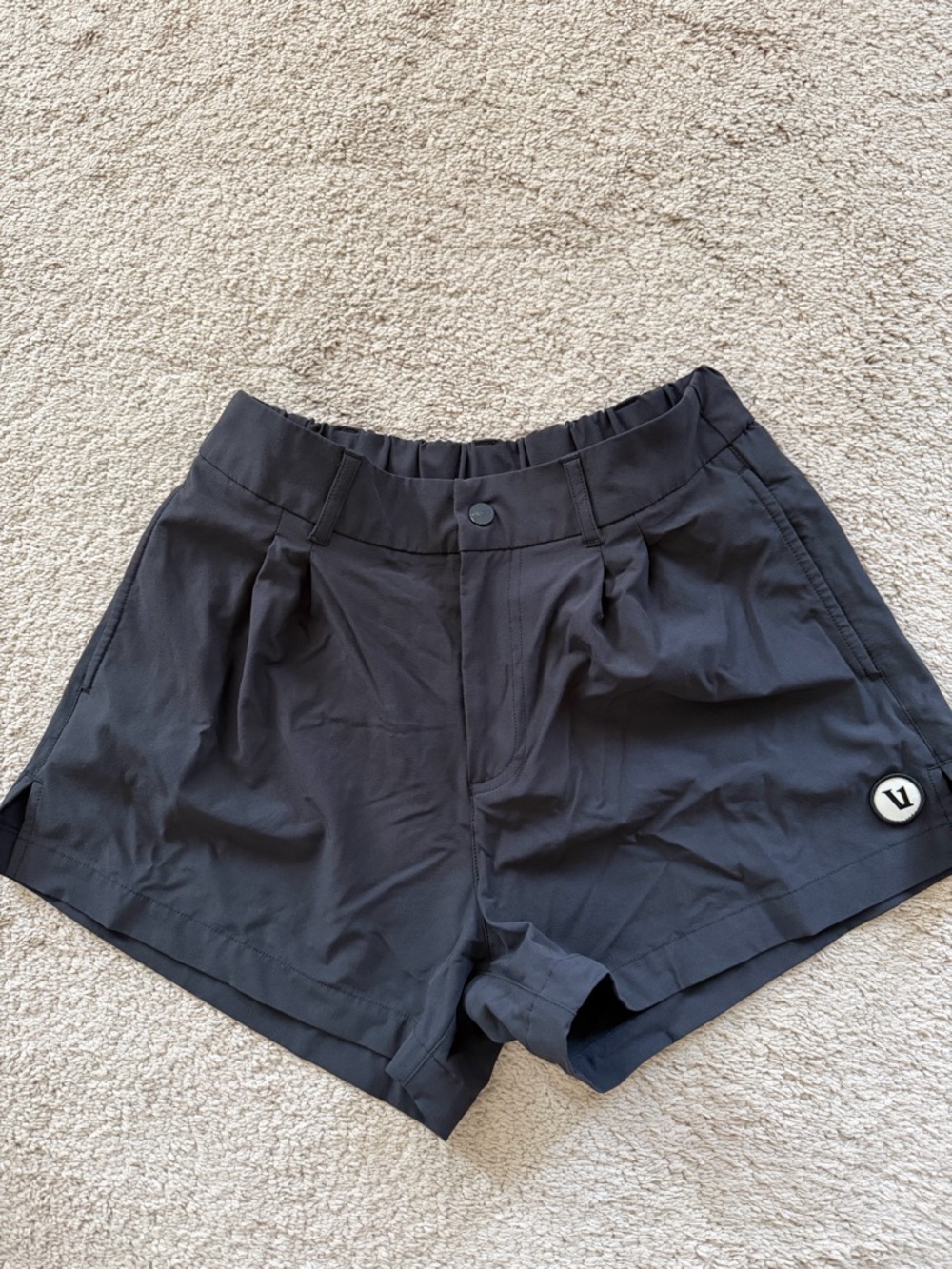 Vuori Women's Black Performance Shorts small